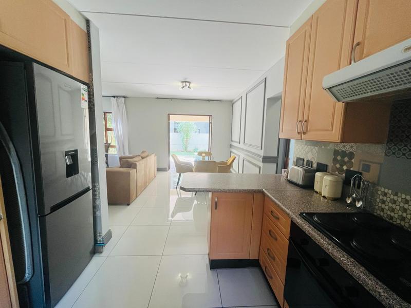 To Let 2 Bedroom Property for Rent in Lonehill Gauteng