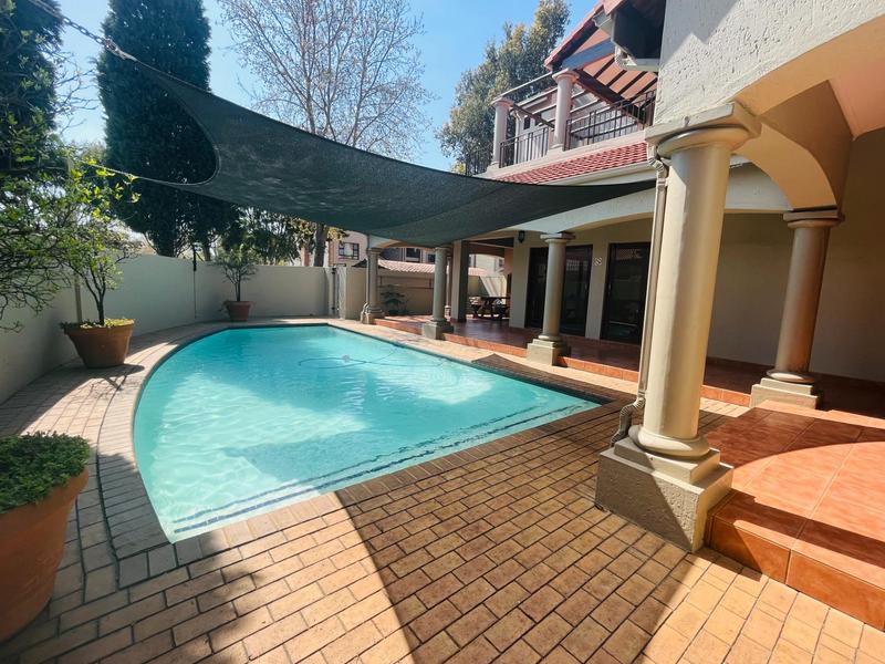 To Let 2 Bedroom Property for Rent in Lonehill Gauteng