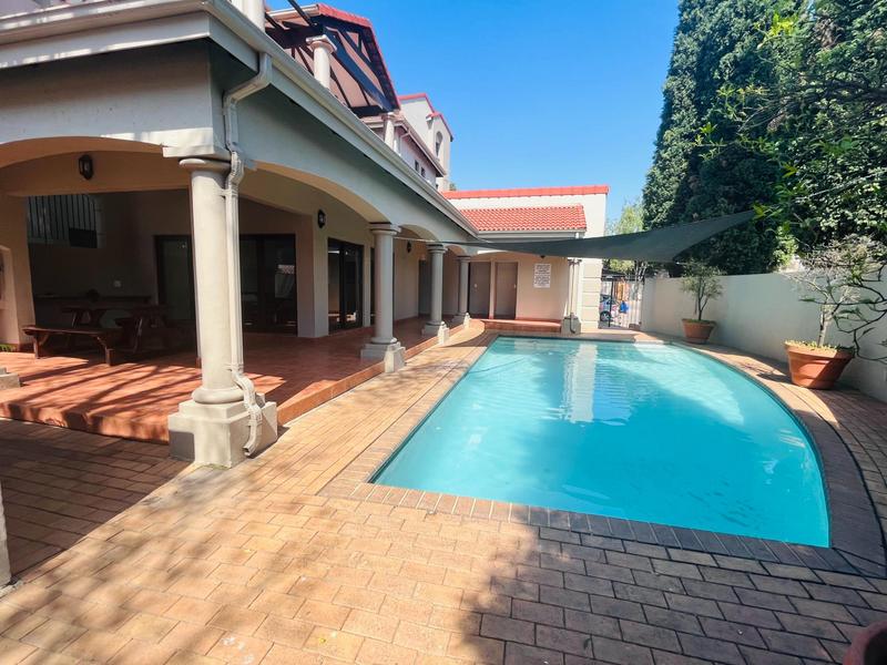 To Let 2 Bedroom Property for Rent in Lonehill Gauteng