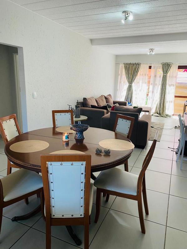 To Let 2 Bedroom Property for Rent in Sunninghill Gauteng