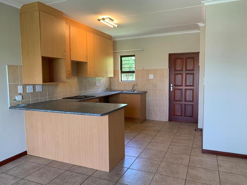 To Let 2 Bedroom Property for Rent in Broadacres Gauteng