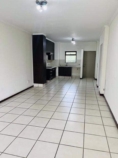 To Let 2 Bedroom Property for Rent in Broadacres Gauteng