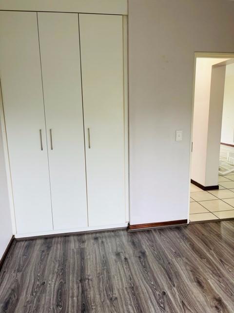 To Let 2 Bedroom Property for Rent in Broadacres Gauteng