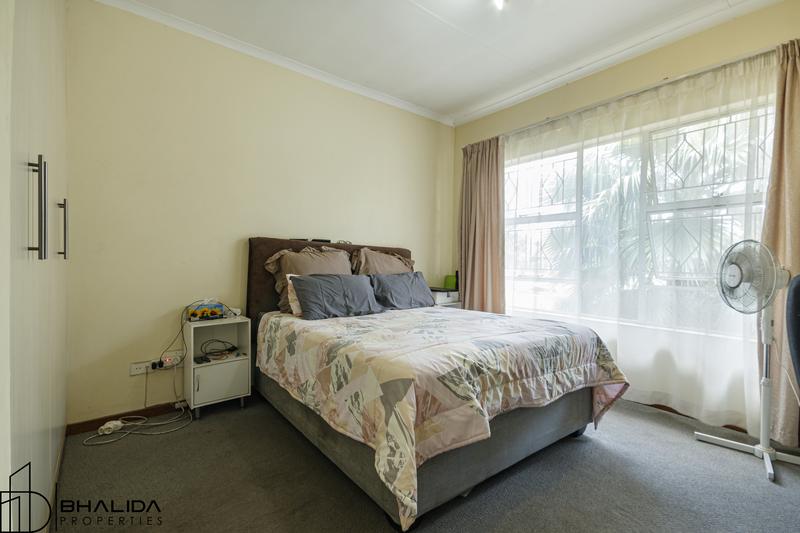 2 Bedroom Property for Sale in Buccleuch Gauteng