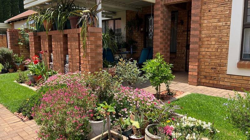 3 Bedroom Property for Sale in Brentwood Park Gauteng