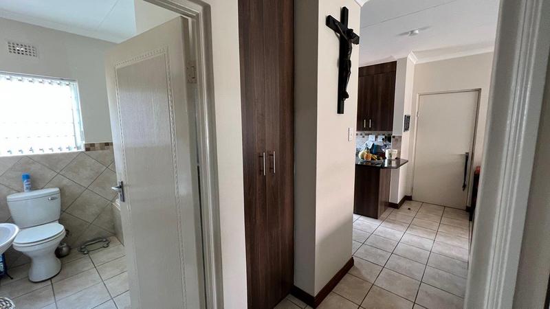 3 Bedroom Property for Sale in Brentwood Park Gauteng