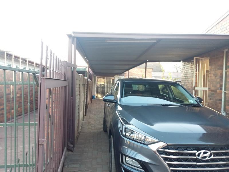 2 Bedroom Property for Sale in Vanderbijlpark Cw 6 Gauteng