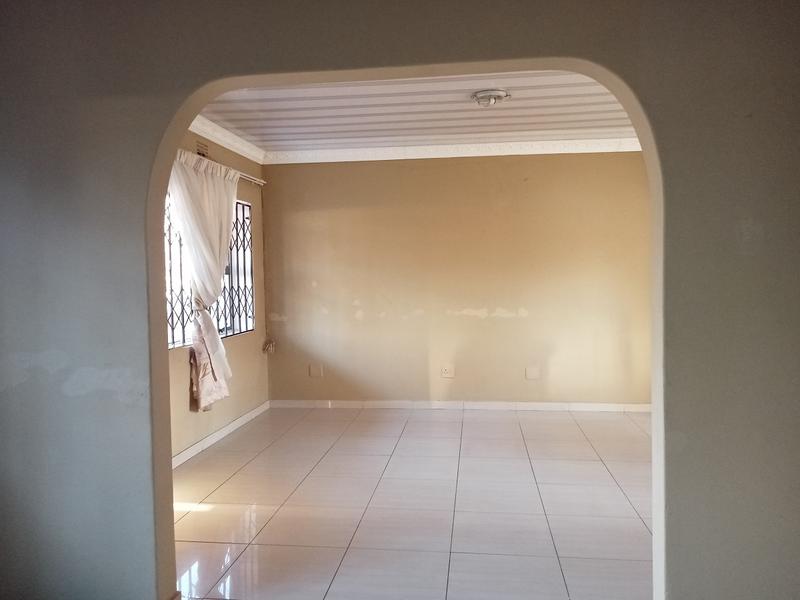 2 Bedroom Property for Sale in Vanderbijlpark Cw 6 Gauteng