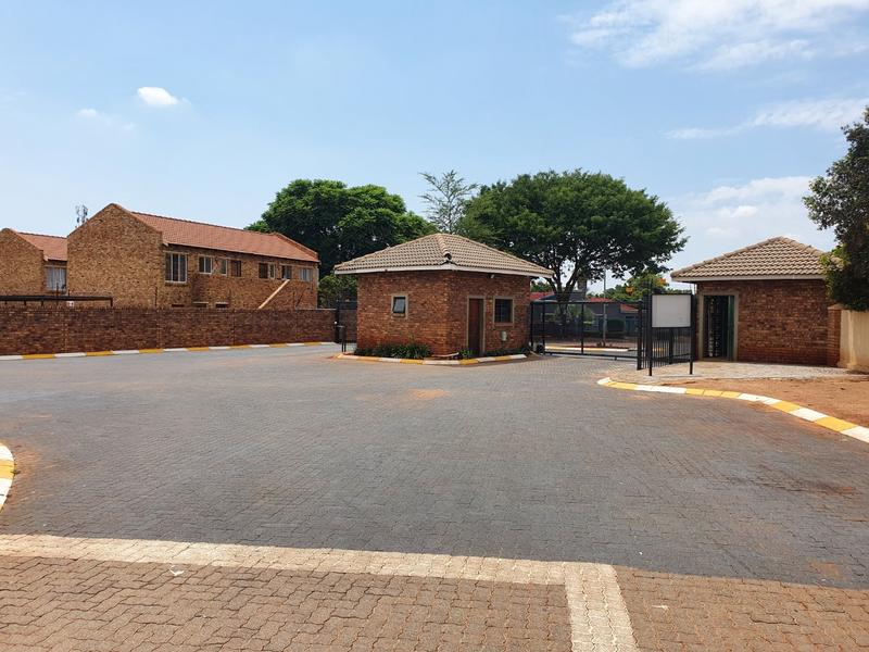 To Let 2 Bedroom Property for Rent in Clarina Gauteng