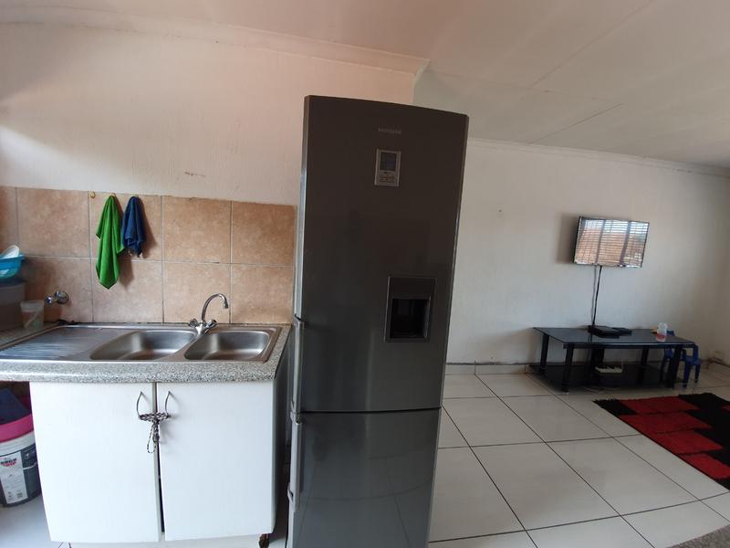 To Let 2 Bedroom Property for Rent in Clarina Gauteng