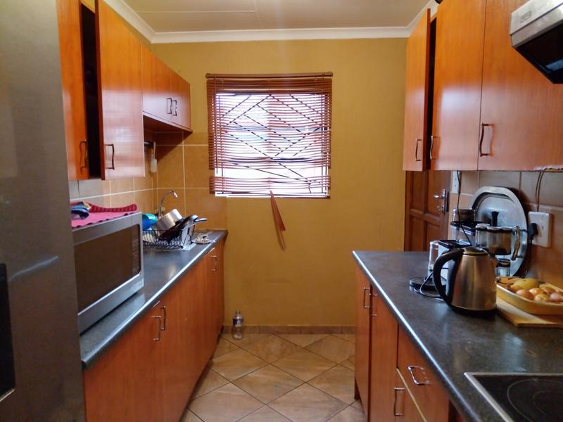 To Let 3 Bedroom Property for Rent in The Orchards Gauteng