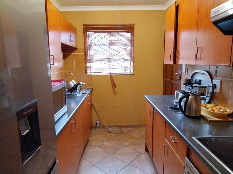 To Let 3 Bedroom Property for Rent in The Orchards Gauteng