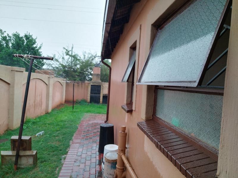 To Let 3 Bedroom Property for Rent in The Orchards Gauteng