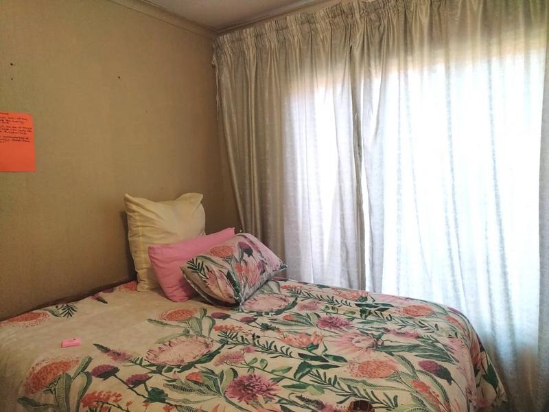 To Let 3 Bedroom Property for Rent in Danville Gauteng