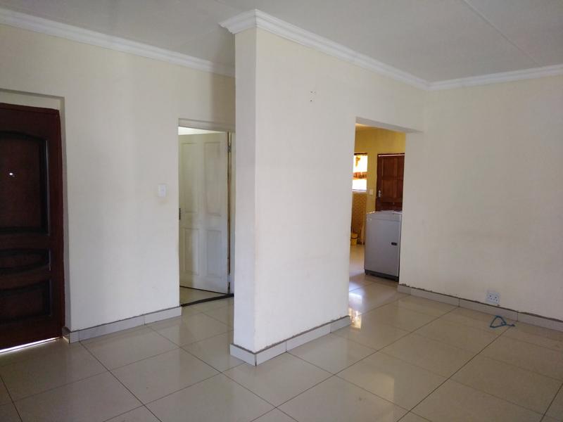 To Let 3 Bedroom Property for Rent in Danville Gauteng