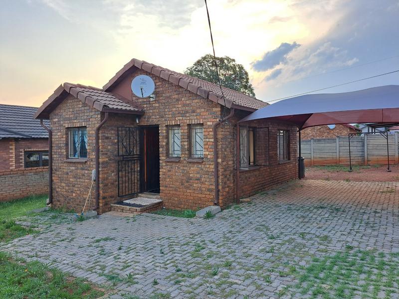 To Let 2 Bedroom Property for Rent in Lotus Gardens Gauteng