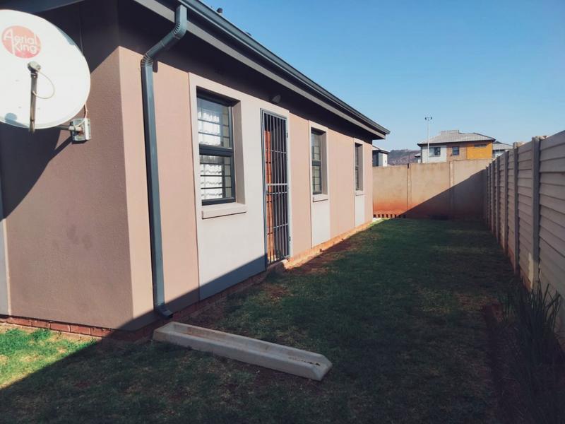 To Let 3 Bedroom Property for Rent in Lotus Gardens Gauteng