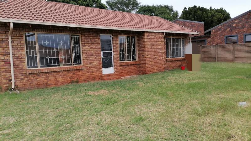 To Let 3 Bedroom Property for Rent in The Orchards Gauteng