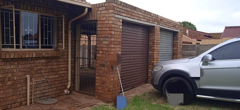 To Let 3 Bedroom Property for Rent in The Orchards Gauteng