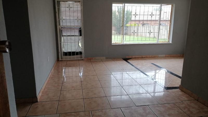 To Let 3 Bedroom Property for Rent in The Orchards Gauteng