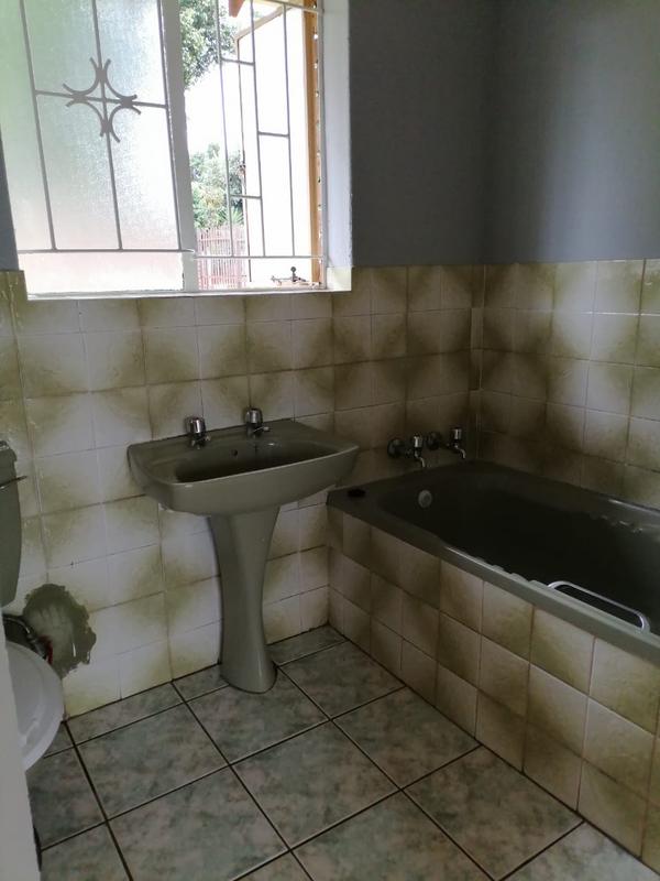 To Let 3 Bedroom Property for Rent in The Orchards Gauteng