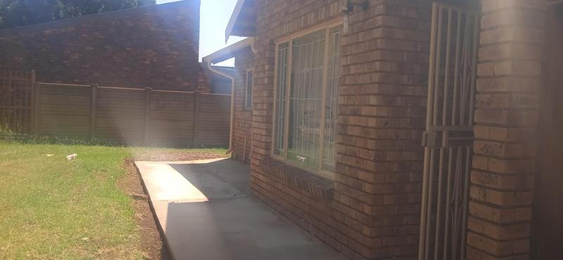 To Let 3 Bedroom Property for Rent in The Orchards Gauteng