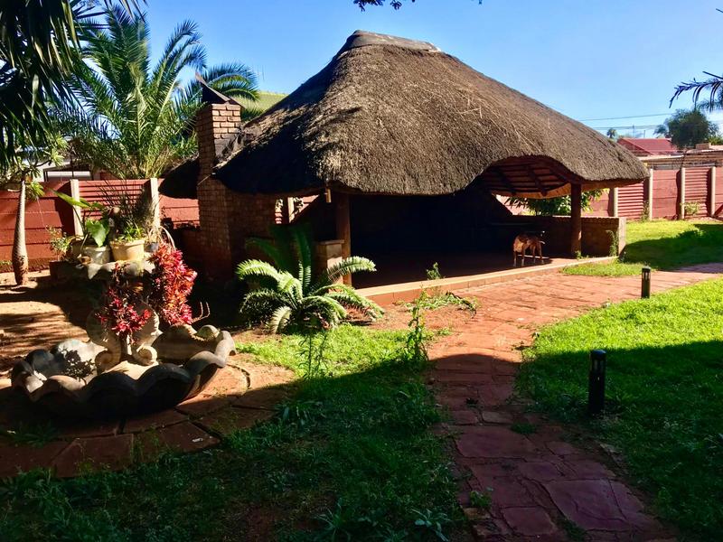 To Let 4 Bedroom Property for Rent in Doornpoort Gauteng