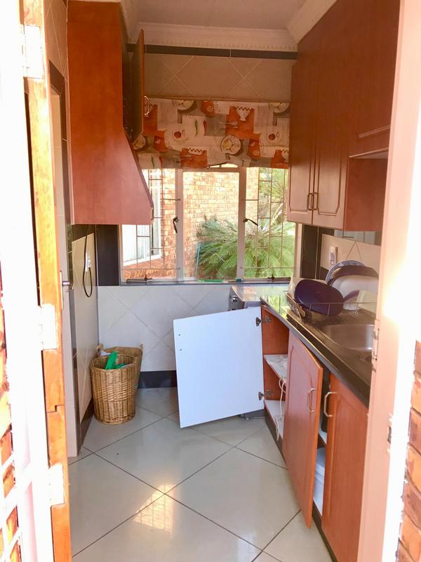 To Let 4 Bedroom Property for Rent in Doornpoort Gauteng