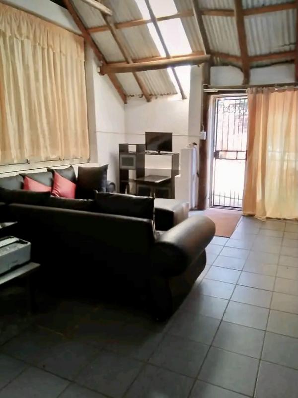 6 Bedroom Property for Sale in Amandasig Gauteng