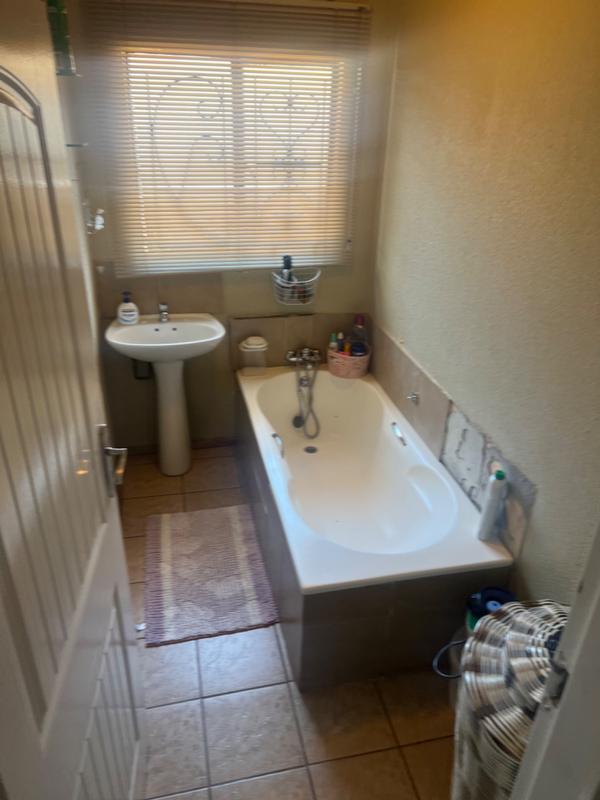 3 Bedroom Property for Sale in Clarina Gauteng