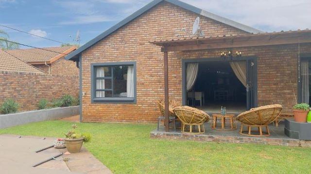 3 Bedroom Property for Sale in Ninapark Gauteng