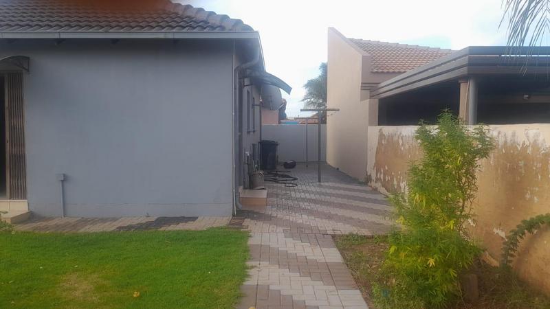 3 Bedroom Property for Sale in The Orchards Gauteng