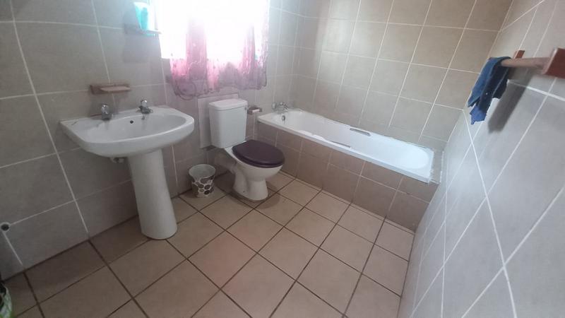 1 Bedroom Property for Sale in The Orchards Gauteng