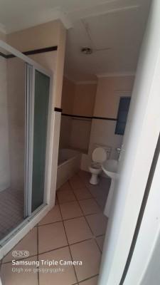 2 Bedroom Property for Sale in The Orchards Gauteng