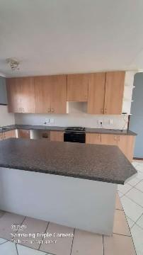 2 Bedroom Property for Sale in The Orchards Gauteng