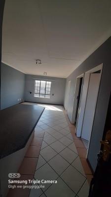 2 Bedroom Property for Sale in The Orchards Gauteng