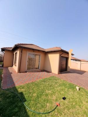 3 Bedroom Property for Sale in The Orchards Gauteng