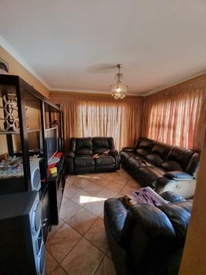 3 Bedroom Property for Sale in The Orchards Gauteng