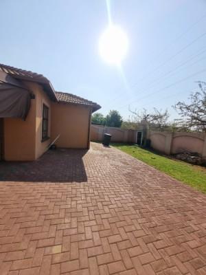 3 Bedroom Property for Sale in The Orchards Gauteng