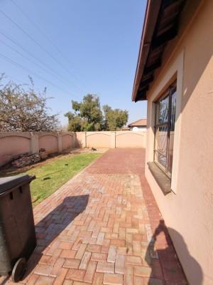 3 Bedroom Property for Sale in The Orchards Gauteng