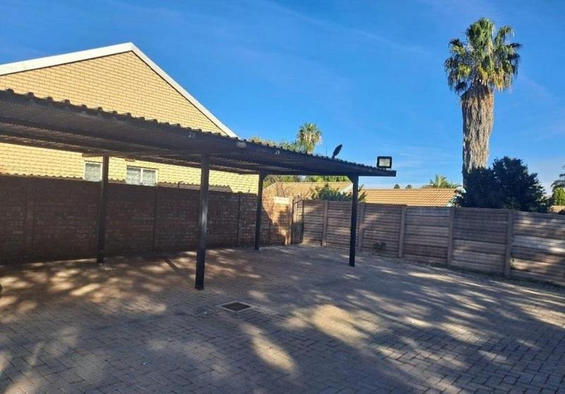 3 Bedroom Property for Sale in The Orchards Gauteng