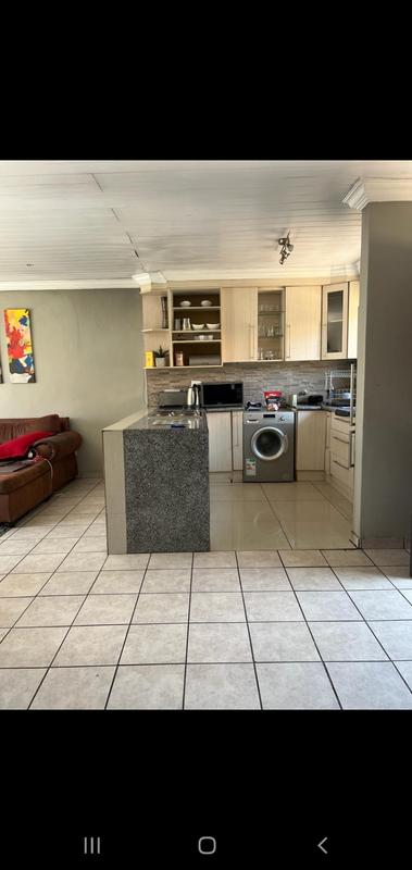 2 Bedroom Property for Sale in The Orchards Gauteng