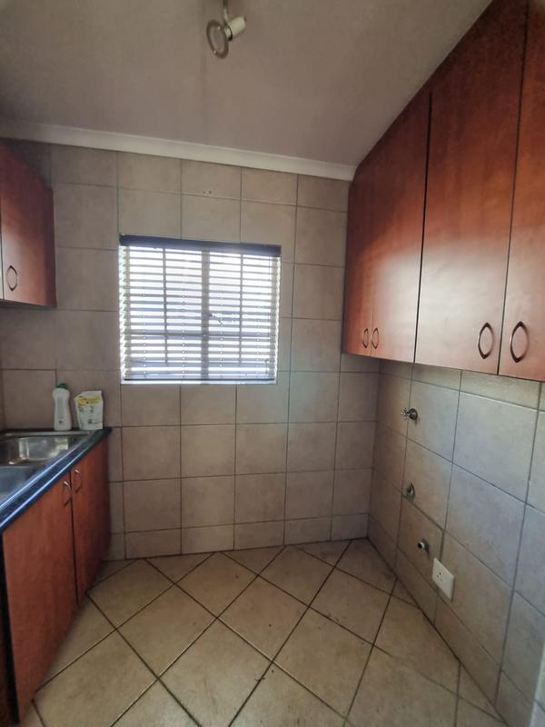 3 Bedroom Property for Sale in Kosmosdal Gauteng