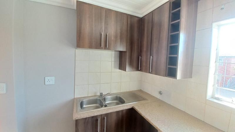 2 Bedroom Property for Sale in Andeon Gauteng