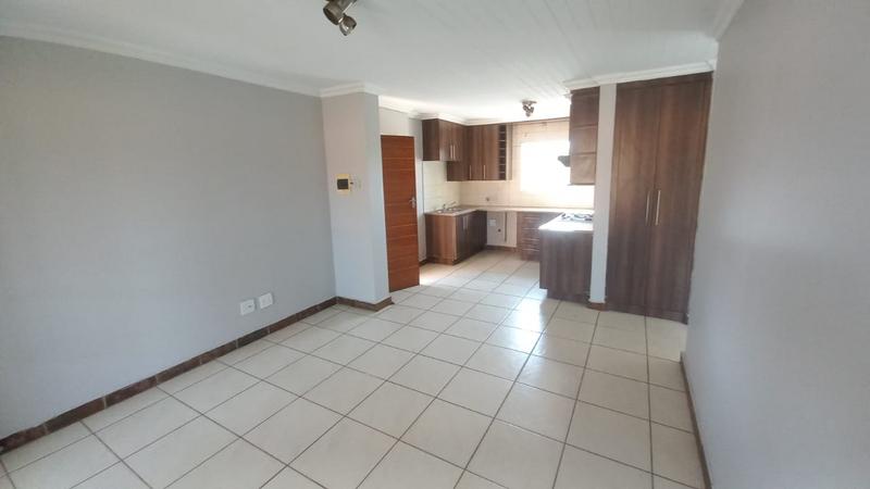 2 Bedroom Property for Sale in Andeon Gauteng