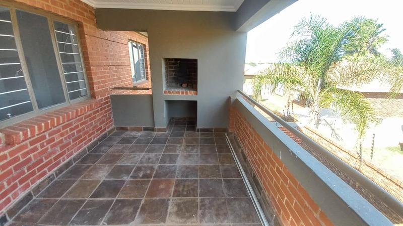 2 Bedroom Property for Sale in Andeon Gauteng