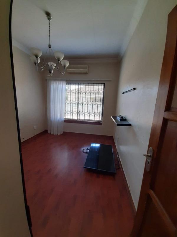 4 Bedroom Property for Sale in Annlin Gauteng