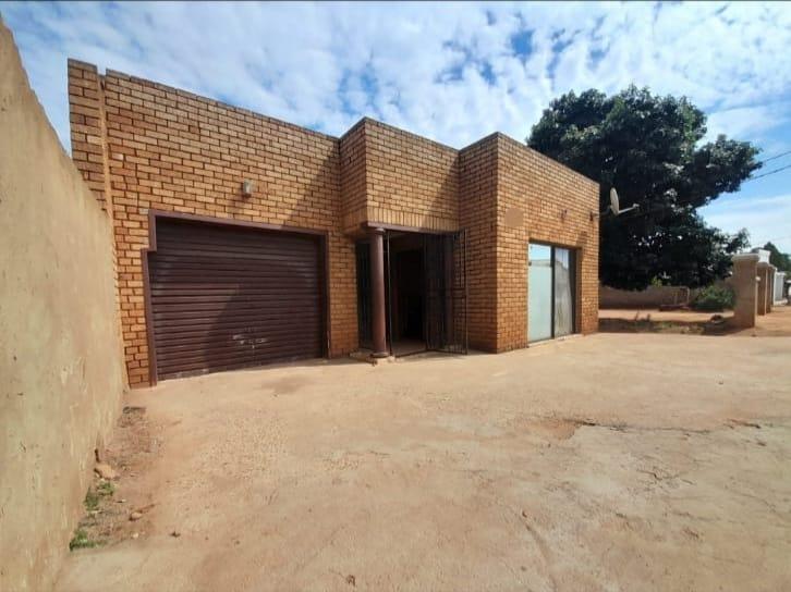 4 Bedroom Property for Sale in Pretoria West Gauteng