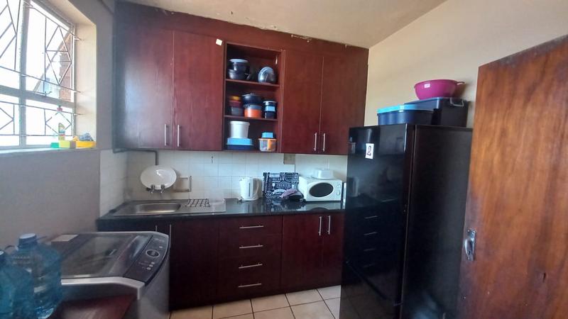 1 Bedroom Property for Sale in Sunnyside Gauteng