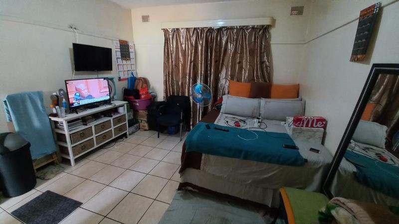 1 Bedroom Property for Sale in Sunnyside Gauteng